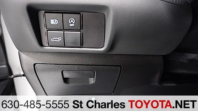 used 2024 Toyota Highlander car, priced at $42,500