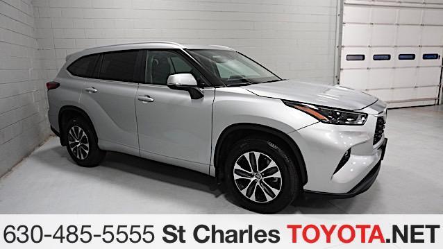 used 2024 Toyota Highlander car, priced at $42,500