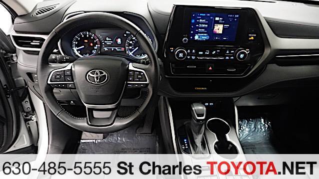 used 2024 Toyota Highlander car, priced at $42,500