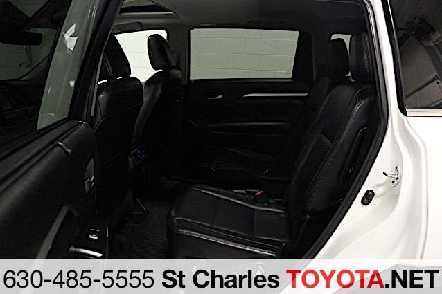 used 2017 Toyota Highlander car, priced at $23,500