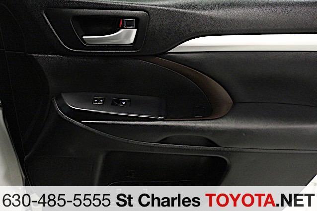 used 2017 Toyota Highlander car, priced at $23,500