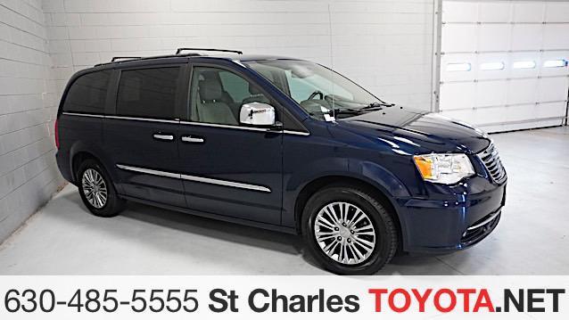 used 2014 Chrysler Town & Country car, priced at $10,000