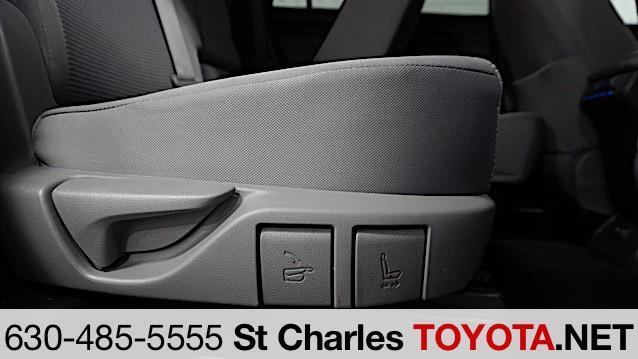 used 2021 Toyota Highlander car, priced at $28,500