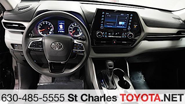 used 2021 Toyota Highlander car, priced at $28,500