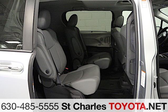 used 2021 Toyota Sienna car, priced at $39,000