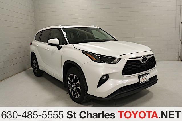 used 2022 Toyota Highlander car, priced at $26,000