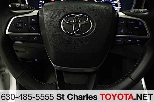 used 2022 Toyota Highlander car, priced at $26,000