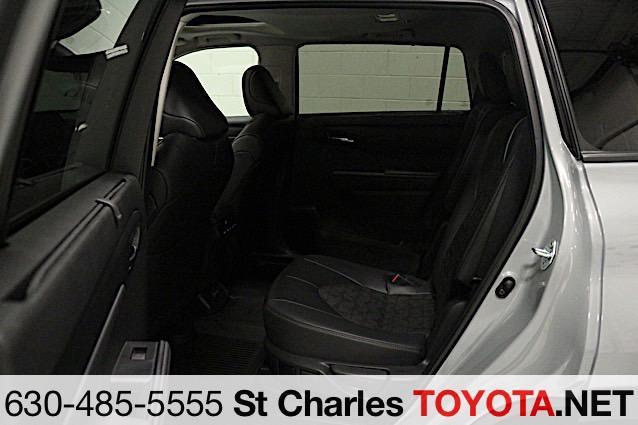 used 2024 Toyota Highlander Hybrid car, priced at $47,500