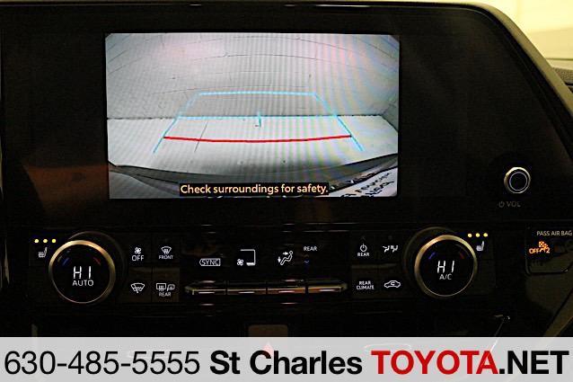 used 2024 Toyota Highlander Hybrid car, priced at $47,500