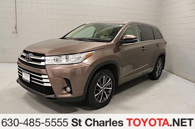 used 2017 Toyota Highlander car, priced at $17,000