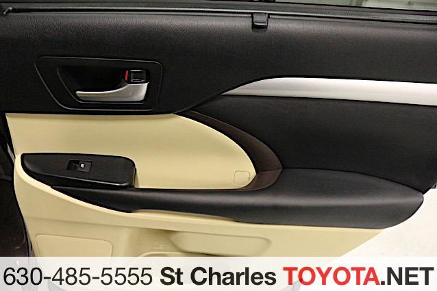 used 2017 Toyota Highlander car, priced at $17,000