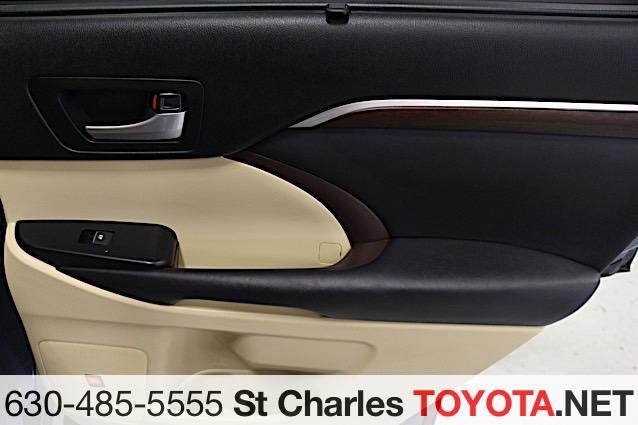 used 2015 Toyota Highlander car, priced at $16,500
