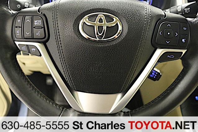 used 2015 Toyota Highlander car, priced at $16,500