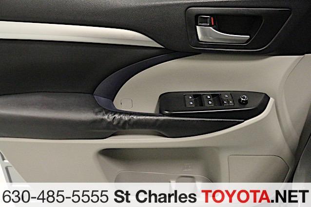 used 2014 Toyota Highlander car, priced at $12,500