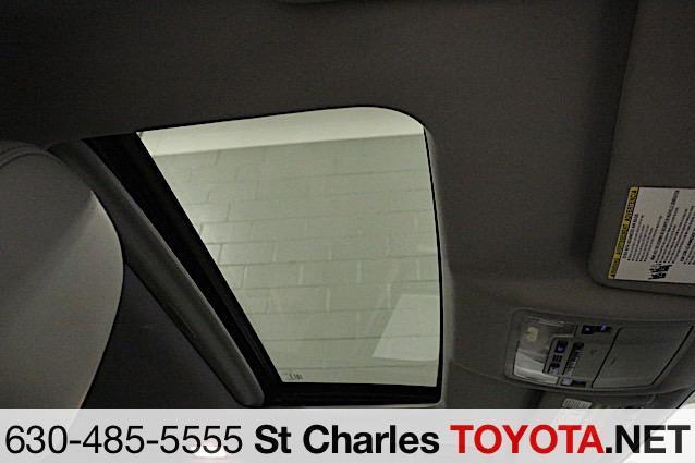 used 2014 Toyota Highlander car, priced at $12,500