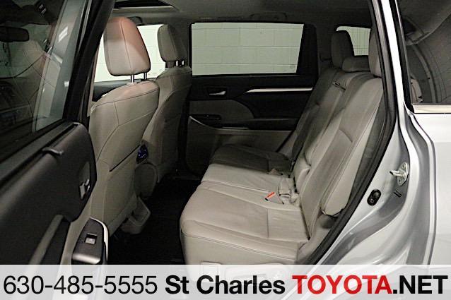 used 2014 Toyota Highlander car, priced at $12,500