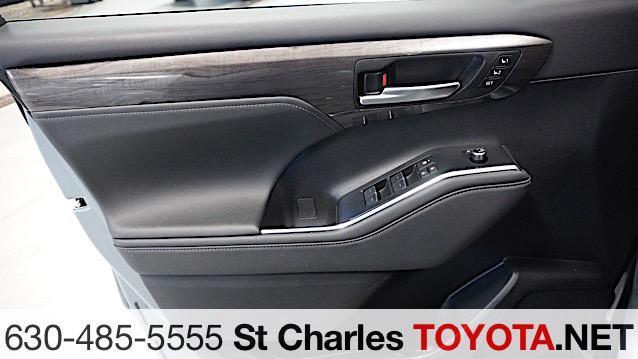 used 2024 Toyota Highlander car, priced at $51,500