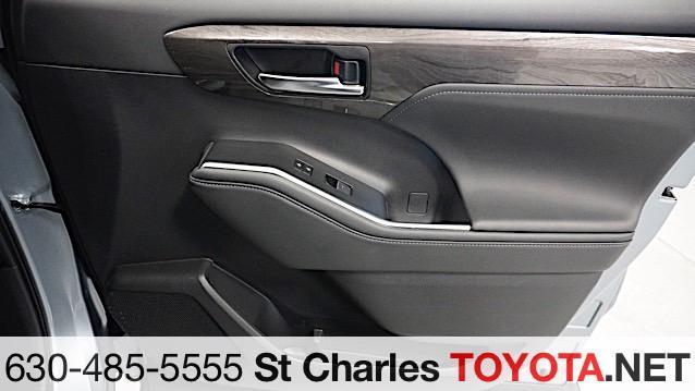 used 2024 Toyota Highlander car, priced at $51,500