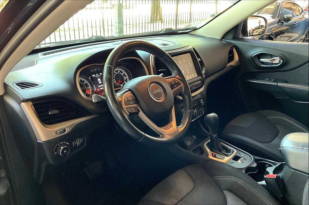 used 2015 Jeep Cherokee car, priced at $7,700