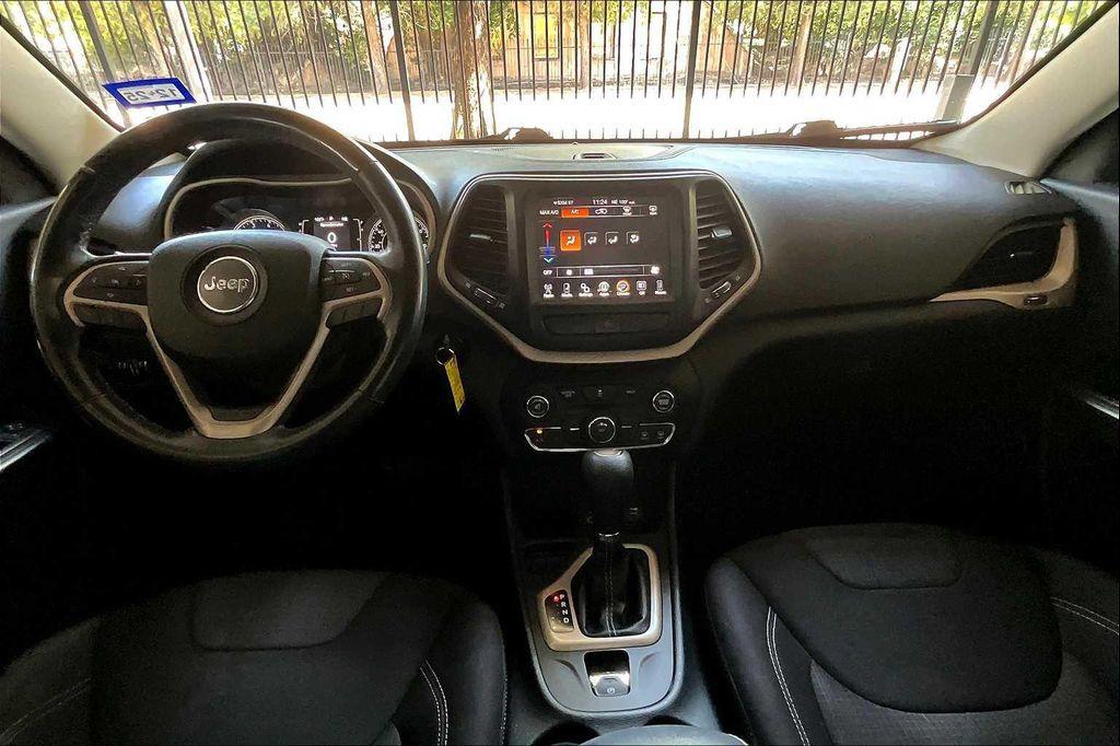 used 2015 Jeep Cherokee car, priced at $7,700