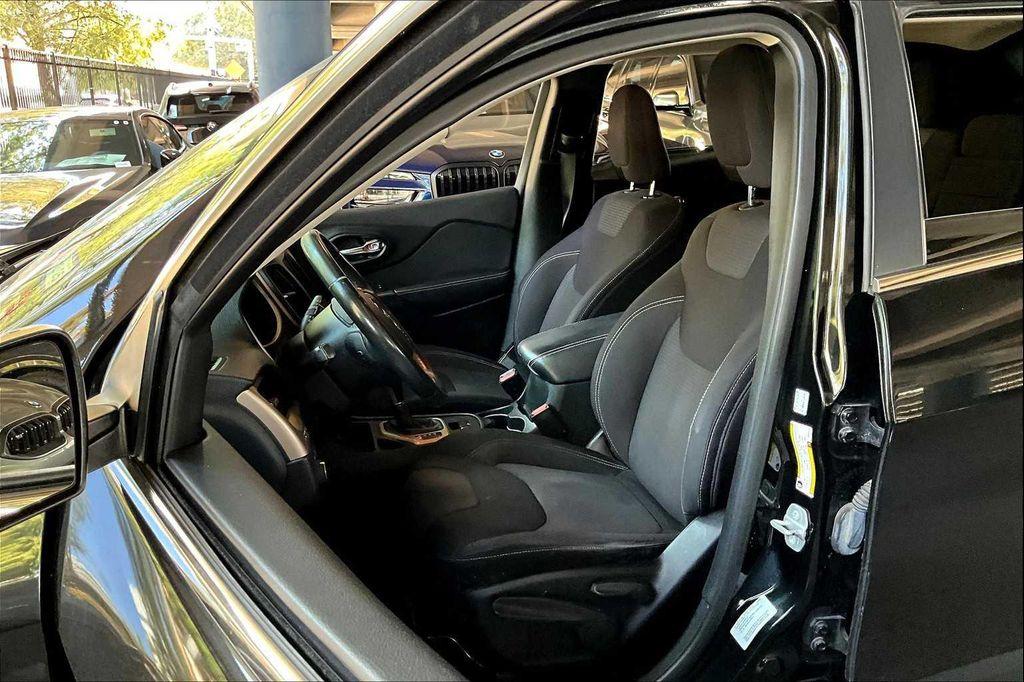 used 2015 Jeep Cherokee car, priced at $7,700