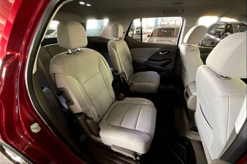 used 2020 Chevrolet Traverse car, priced at $21,946