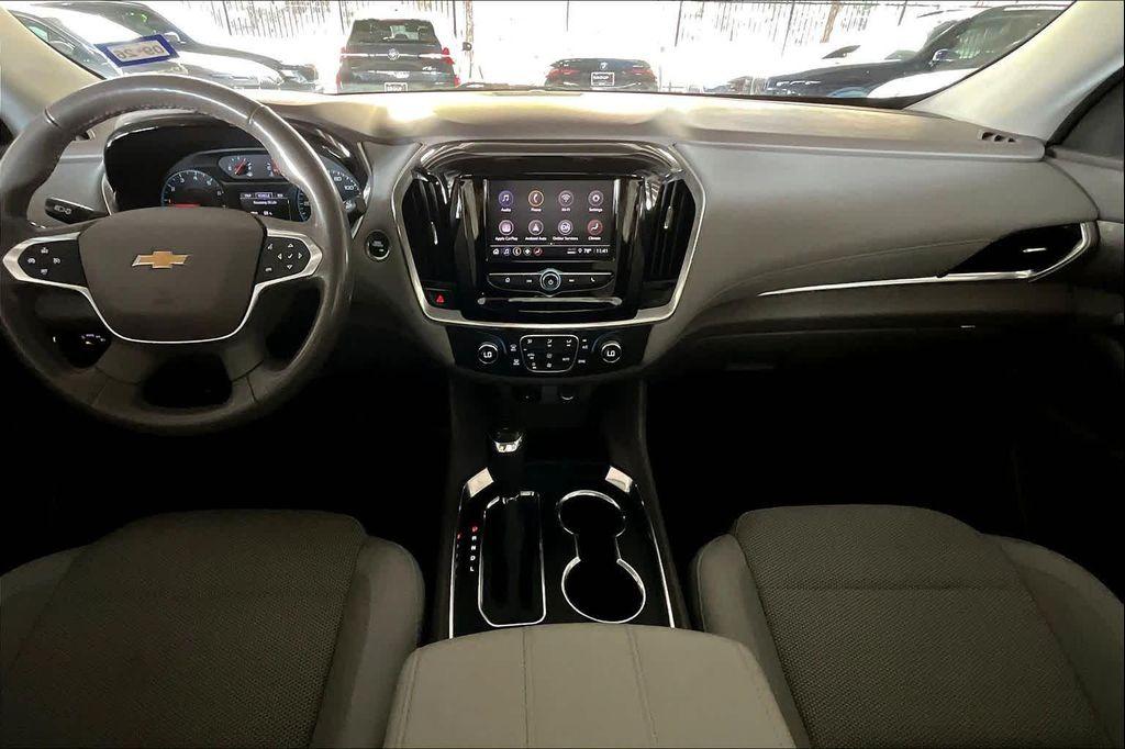 used 2020 Chevrolet Traverse car, priced at $21,946