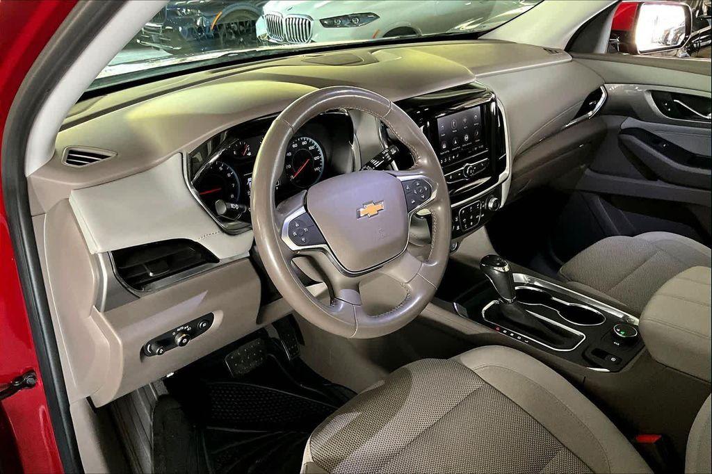 used 2020 Chevrolet Traverse car, priced at $21,946