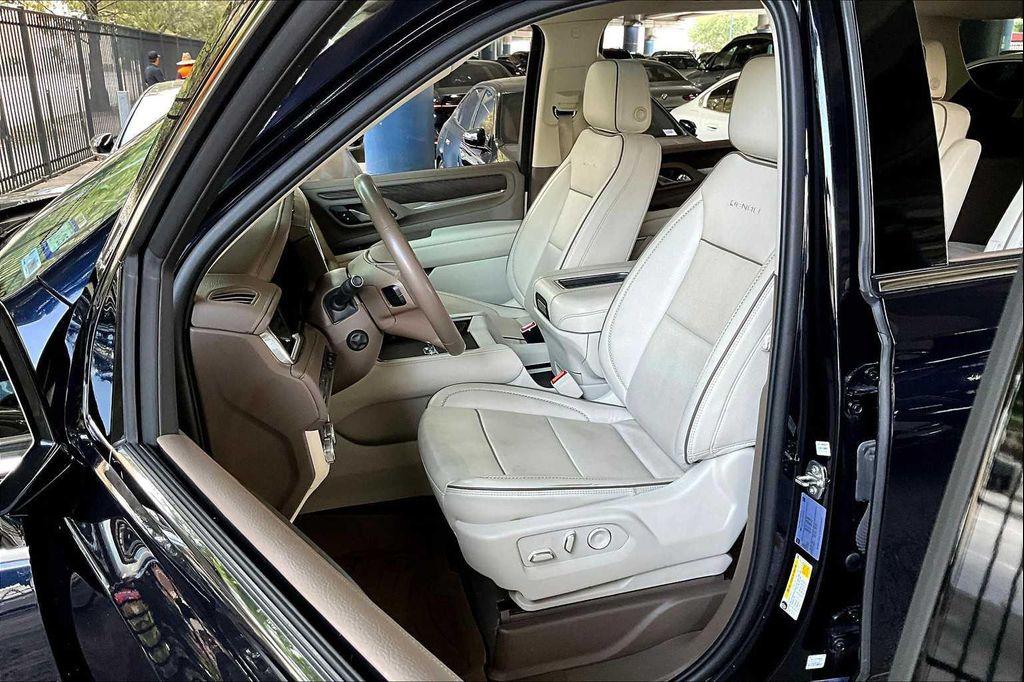 used 2023 GMC Yukon XL car, priced at $54,963