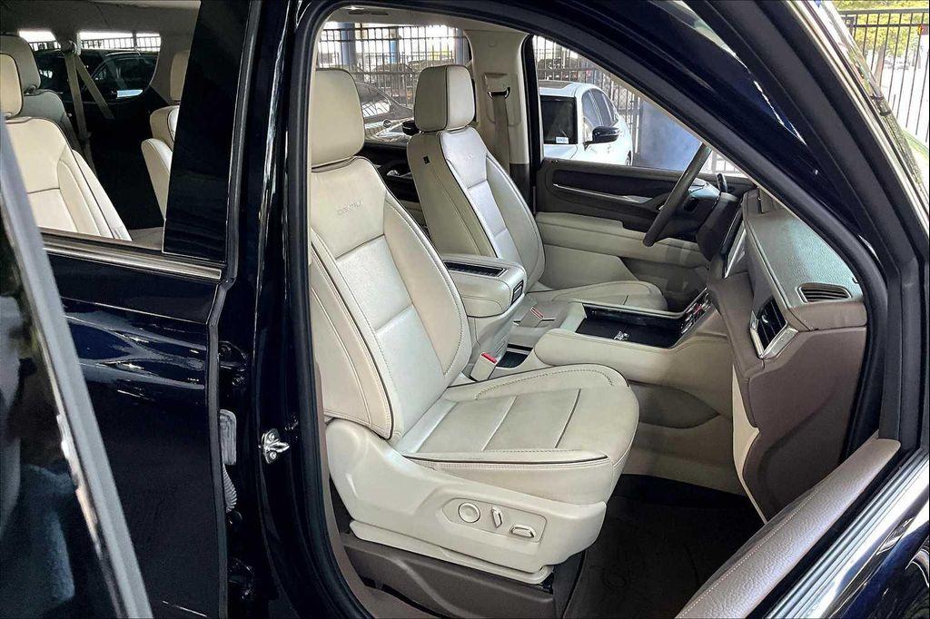 used 2023 GMC Yukon XL car, priced at $54,963