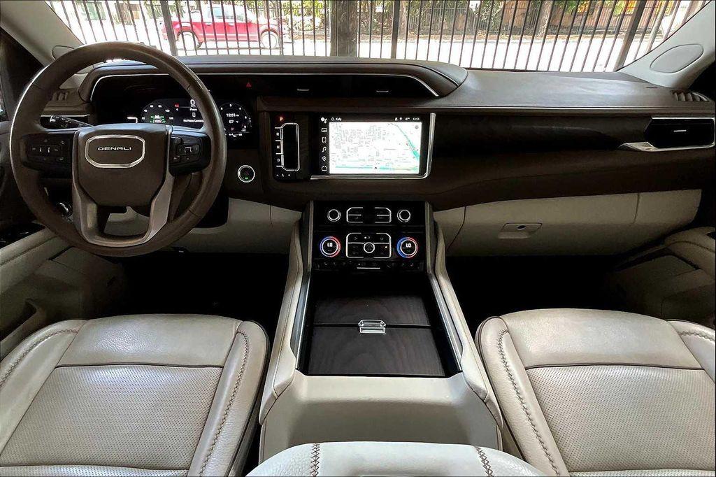 used 2023 GMC Yukon XL car, priced at $54,963