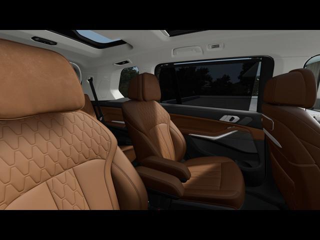 new 2025 BMW X7 car, priced at $97,270