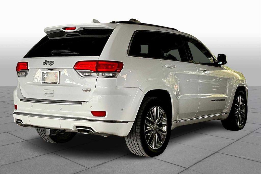 used 2017 Jeep Grand Cherokee car, priced at $16,840