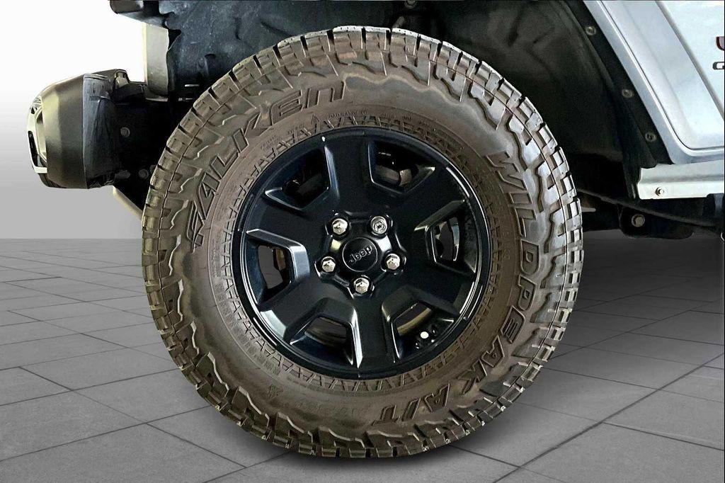 used 2022 Jeep Gladiator car, priced at $37,500