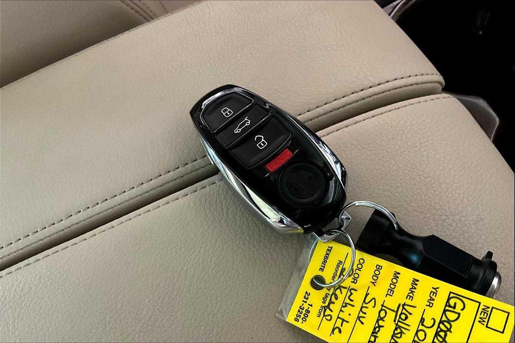 used 2016 Volkswagen Touareg car, priced at $21,500