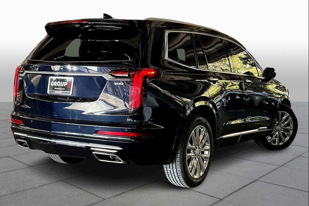 used 2022 Cadillac XT6 car, priced at $28,915