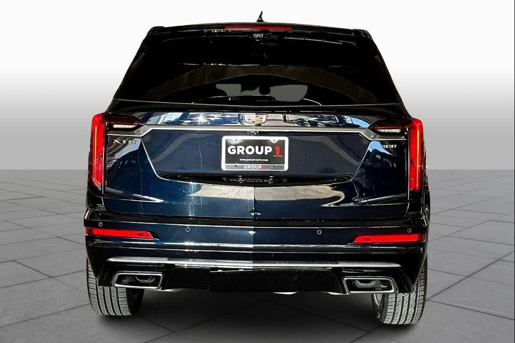 used 2022 Cadillac XT6 car, priced at $28,915