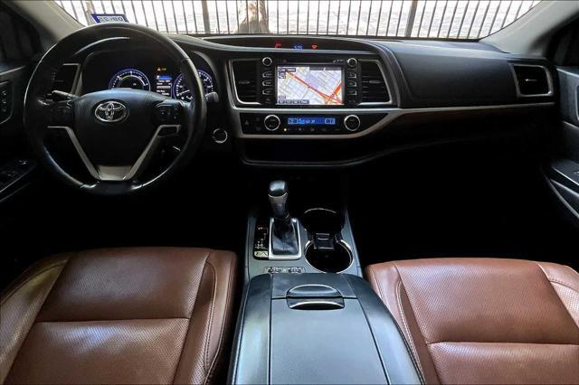 used 2018 Toyota Highlander Hybrid car, priced at $27,950
