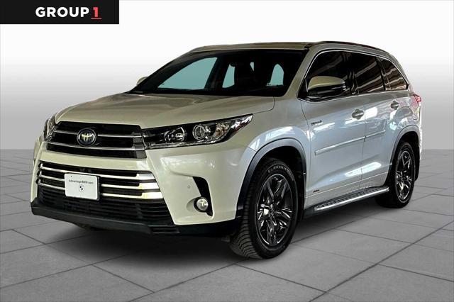 used 2018 Toyota Highlander Hybrid car, priced at $27,950