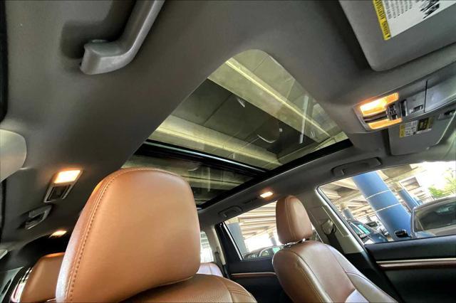 used 2018 Toyota Highlander Hybrid car, priced at $27,950