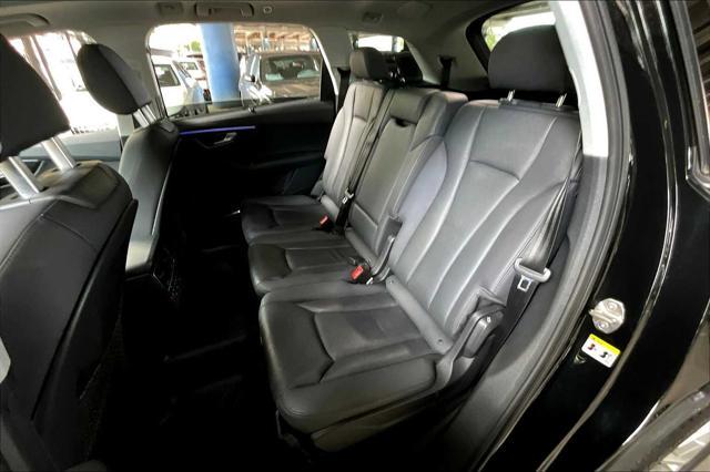 used 2022 Audi Q7 car, priced at $37,890