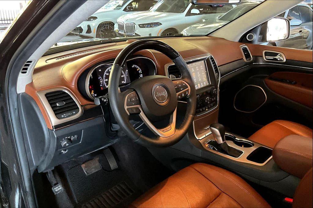 used 2016 Jeep Grand Cherokee car, priced at $20,787
