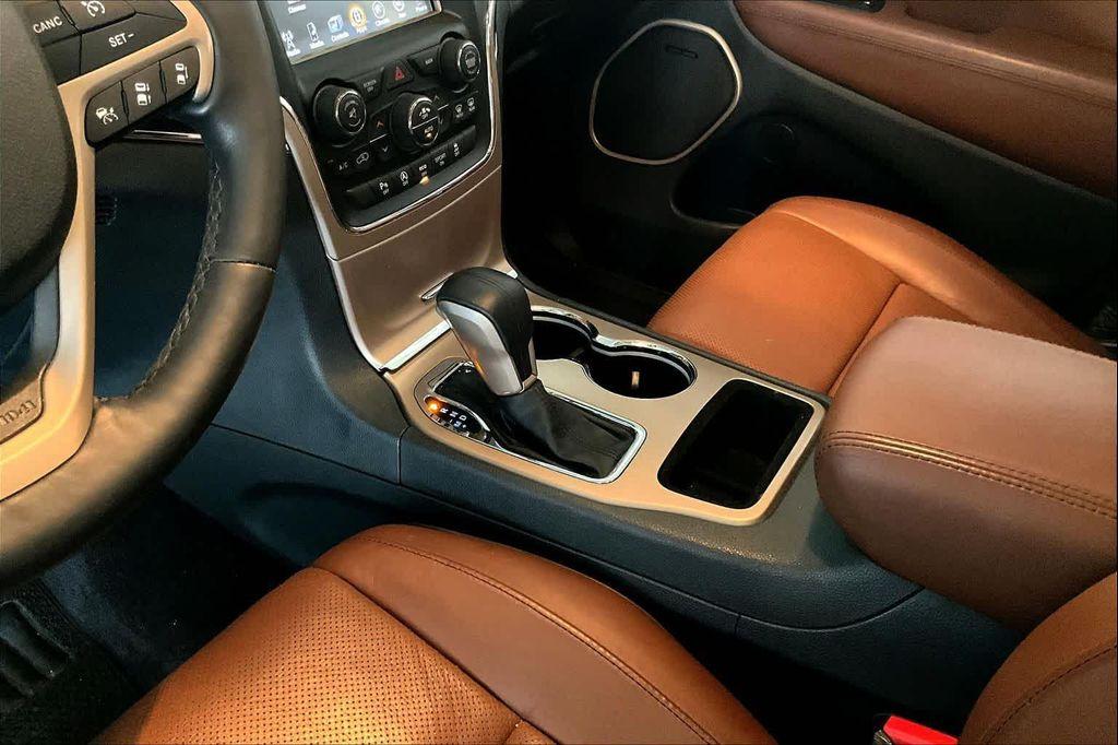 used 2016 Jeep Grand Cherokee car, priced at $20,787