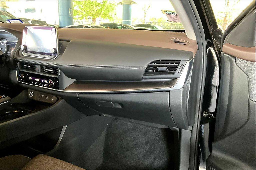 used 2023 Nissan Rogue car, priced at $19,977