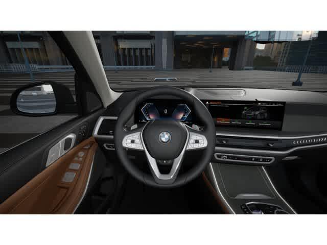 new 2026 BMW X7 car, priced at $96,025
