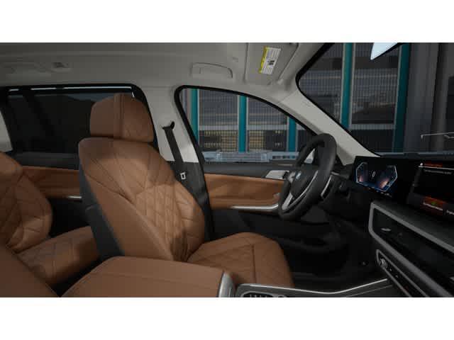 new 2026 BMW X7 car, priced at $96,025