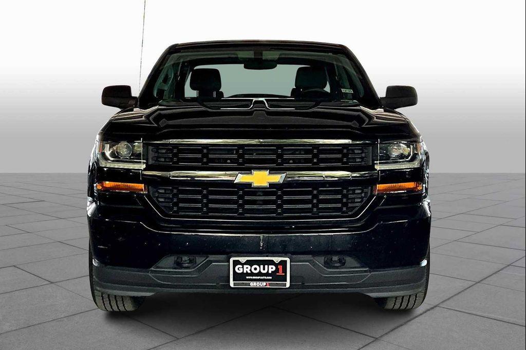 used 2018 Chevrolet Silverado 1500 car, priced at $21,977