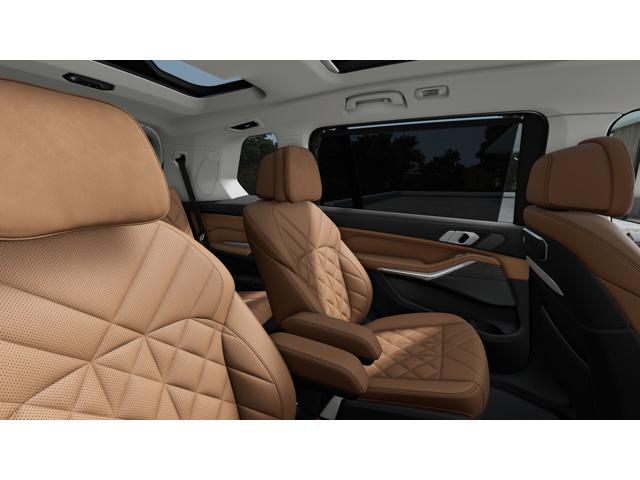 new 2025 BMW X7 car, priced at $91,410