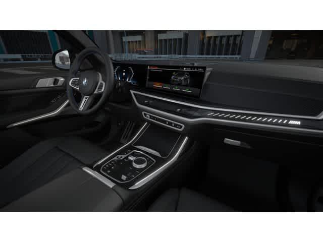 new 2026 BMW X7 car, priced at $128,595