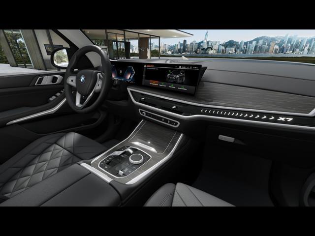 new 2025 BMW X7 car, priced at $87,605